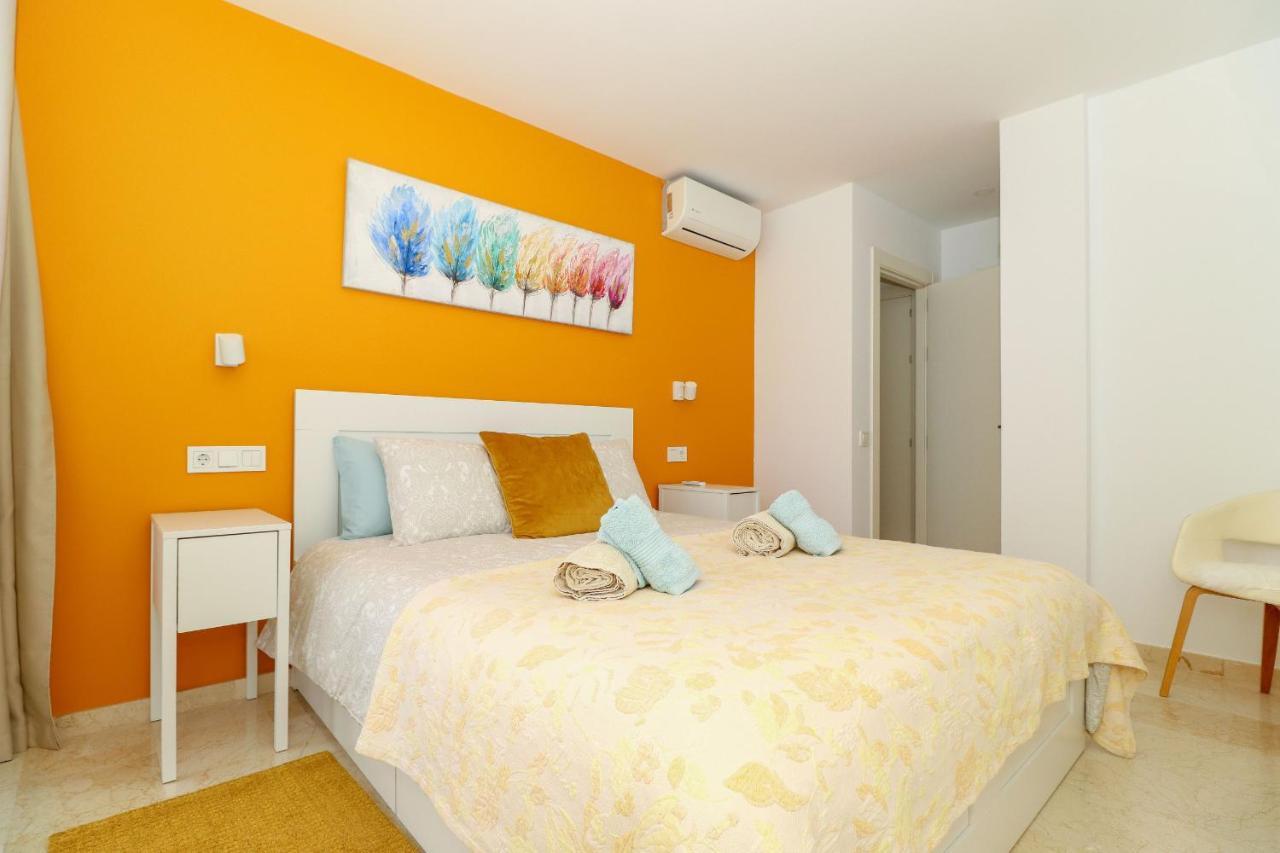 Penthouse With Panoramic Views - Puerto Marina Apartment เบนัลมาเดนา ภายนอก รูปภาพ