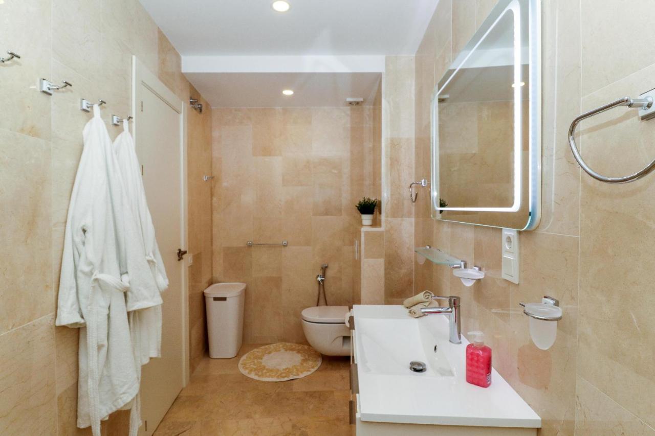 Penthouse With Panoramic Views - Puerto Marina Apartment เบนัลมาเดนา ภายนอก รูปภาพ