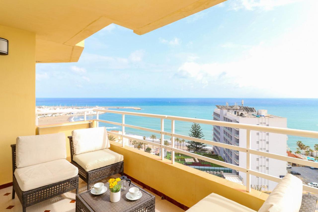 Penthouse With Panoramic Views - Puerto Marina Apartment เบนัลมาเดนา ภายนอก รูปภาพ