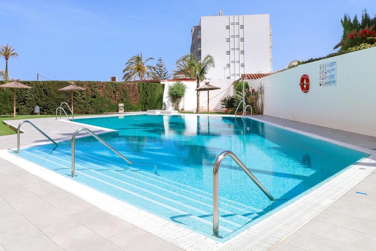 Penthouse With Panoramic Views - Puerto Marina Apartment เบนัลมาเดนา ภายนอก รูปภาพ
